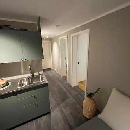 Lys Og Koselig Naert Flyplass Og Tur Terreng * Tromsø