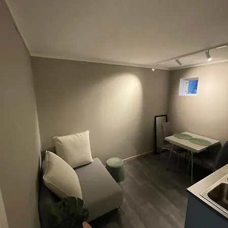 Daire Lys Og Koselig Naert Flyplass Og Tur Terreng Tromsø