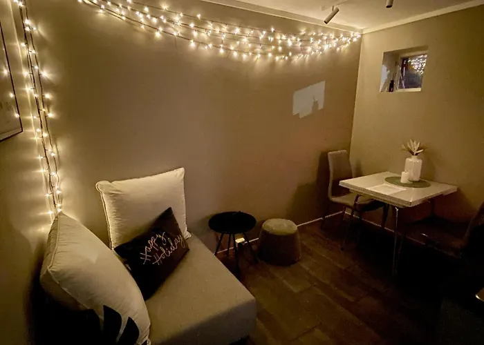 Appartement Lys Og Koselig Naert Flyplass Og Tur Terreng