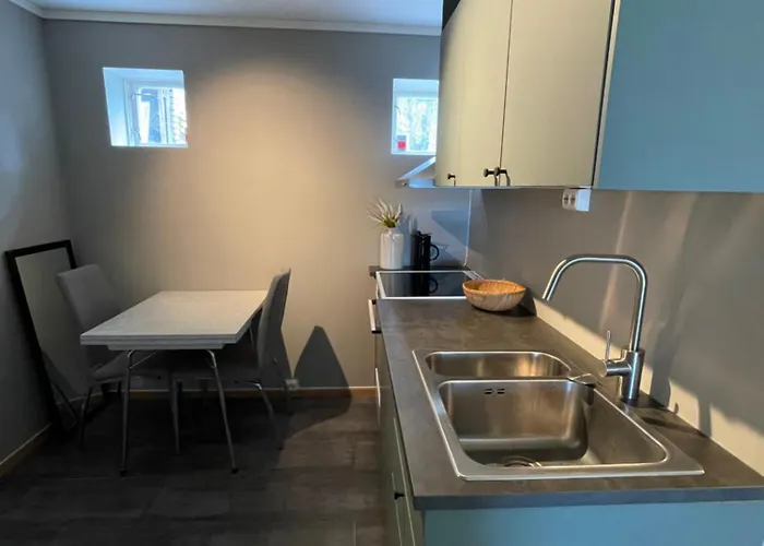 Appartement Lys Og Koselig Naert Flyplass Og Tur Terreng Tromsø